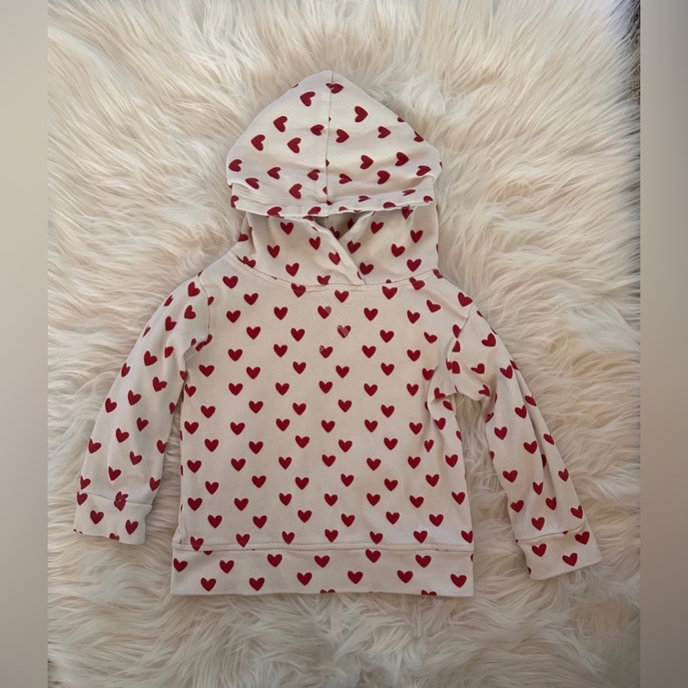 GUC Kate Quinn Red Hearts Long Sleeve Hoodie 2T